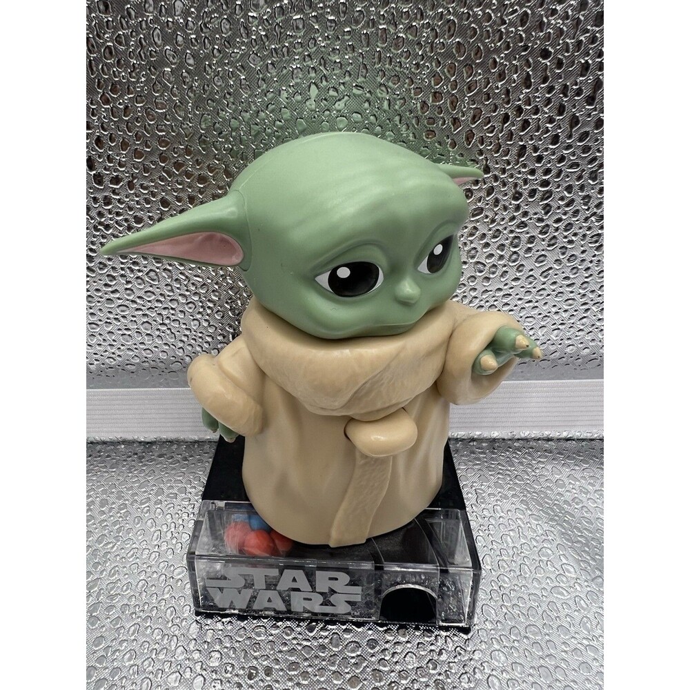 Star Wars The Mandalorian Grogo Baby Yoda Candy Dispenser W/Sound Effects